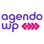 Logo pour Agendo WP, comportant un texte en violet suivi d'un motif graphique rose représentant un cercle flanqué de trois chevrons.
